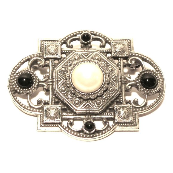 Traditional Oxidized Black Silver Afghani or Oriental Style Brooch - Picture 3 of 4